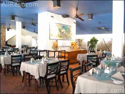 Blue Oceanic Beach Hotel 3